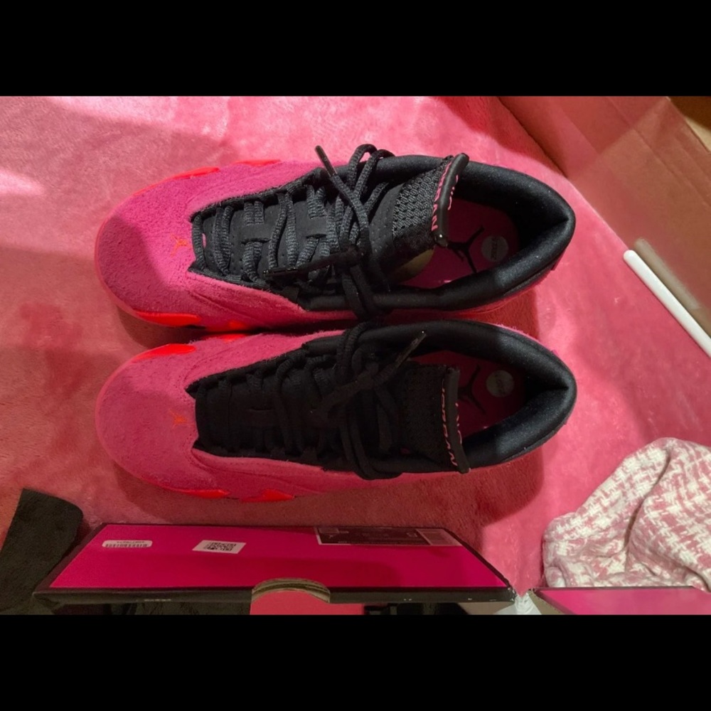 Women’s Air Jordan 14 Retro Low Shocking Pink